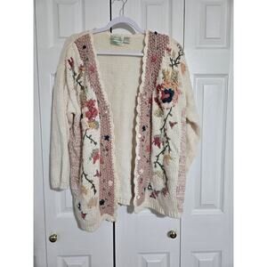Colleens collectables large women's floral knit cardigan